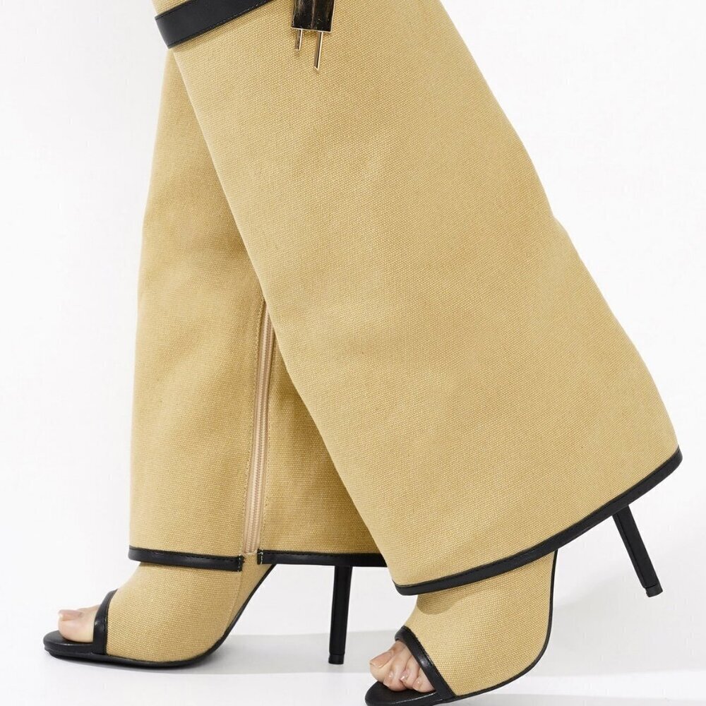 " COLOR BLOCKED PERFECTION " Beige  Combo ( BRAND NEW!!!!!!!!!!!!!